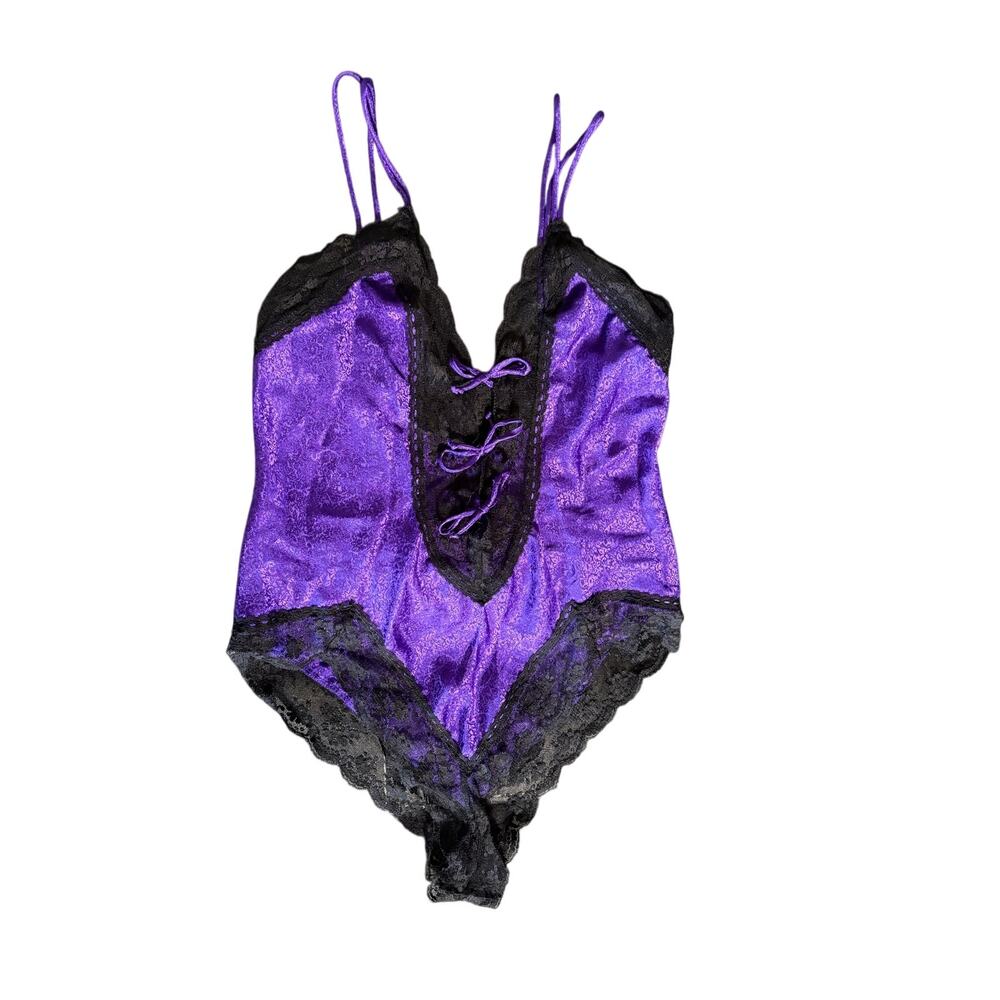 Vintage‎ 1980s Victoria Secret Size Medium Purple Lace Teddy Bodysuit Feminine